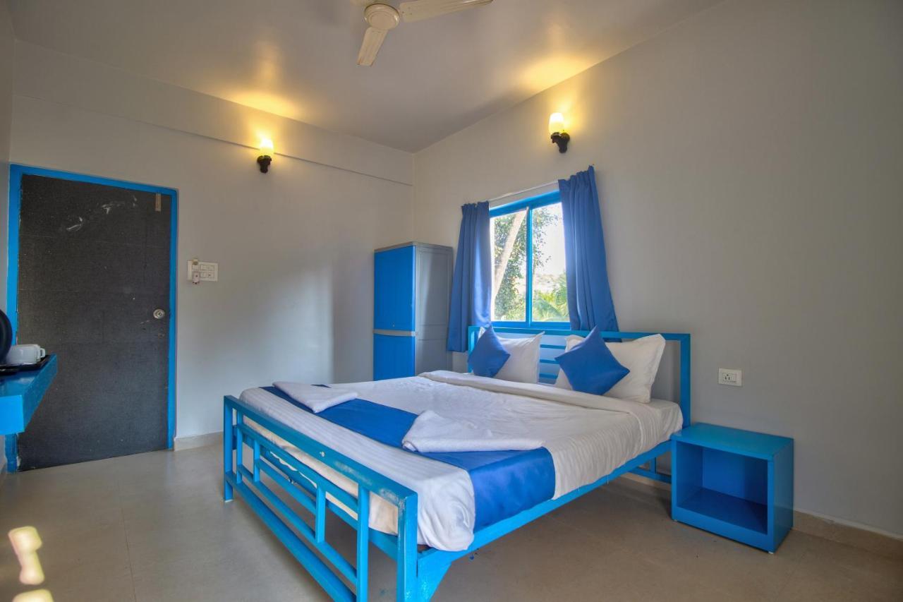 Mandrem Retreat Beach Resort Goa Velha Exterior foto