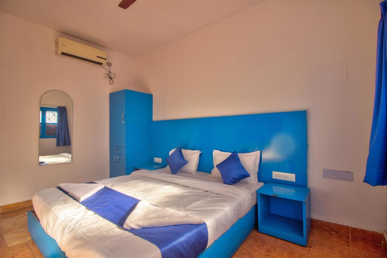 Mandrem Retreat Beach Resort Goa Velha Exterior foto